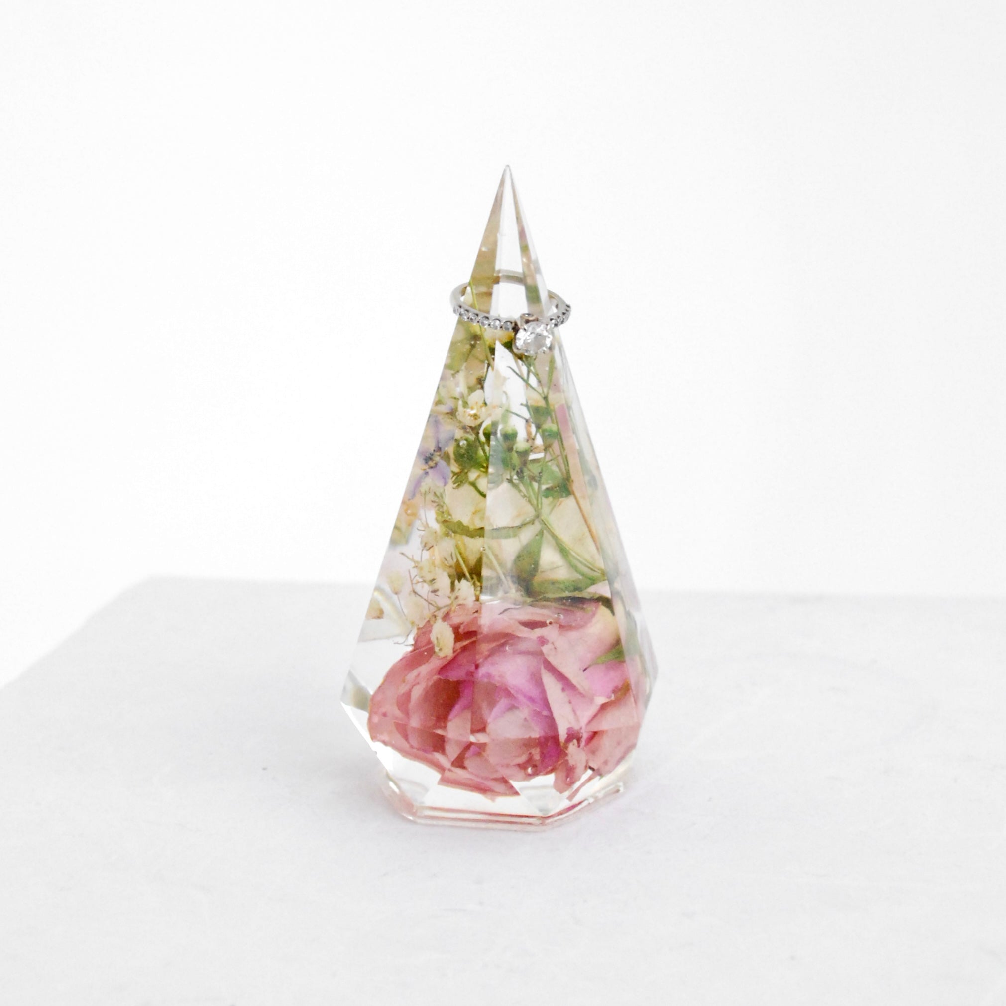 Custom Floral Ring Holder FREE for orders over $400 - blossomandrhyme