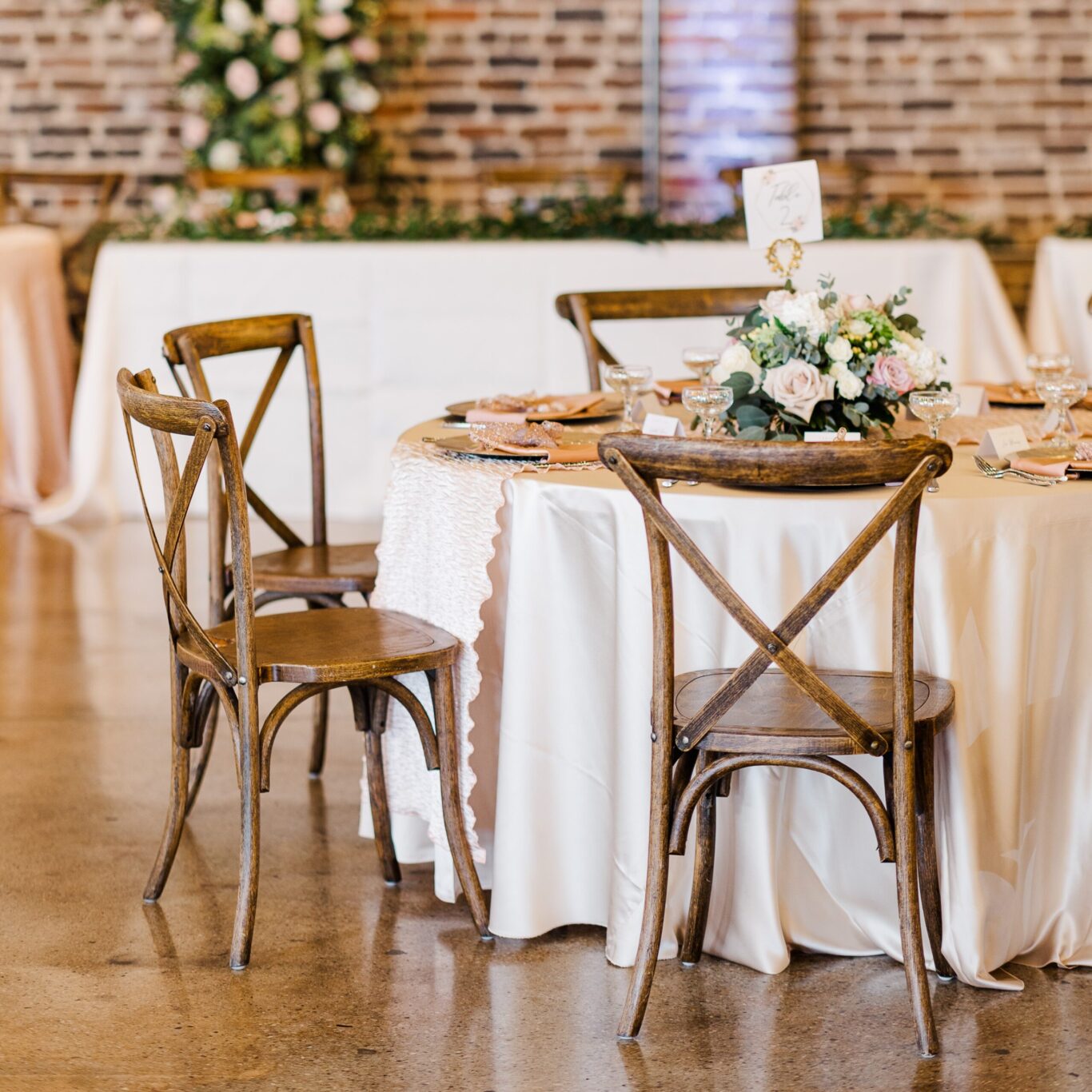 White Table wedding rentals in Chattanooga, Inner Circle of Blossom & Rhyme.