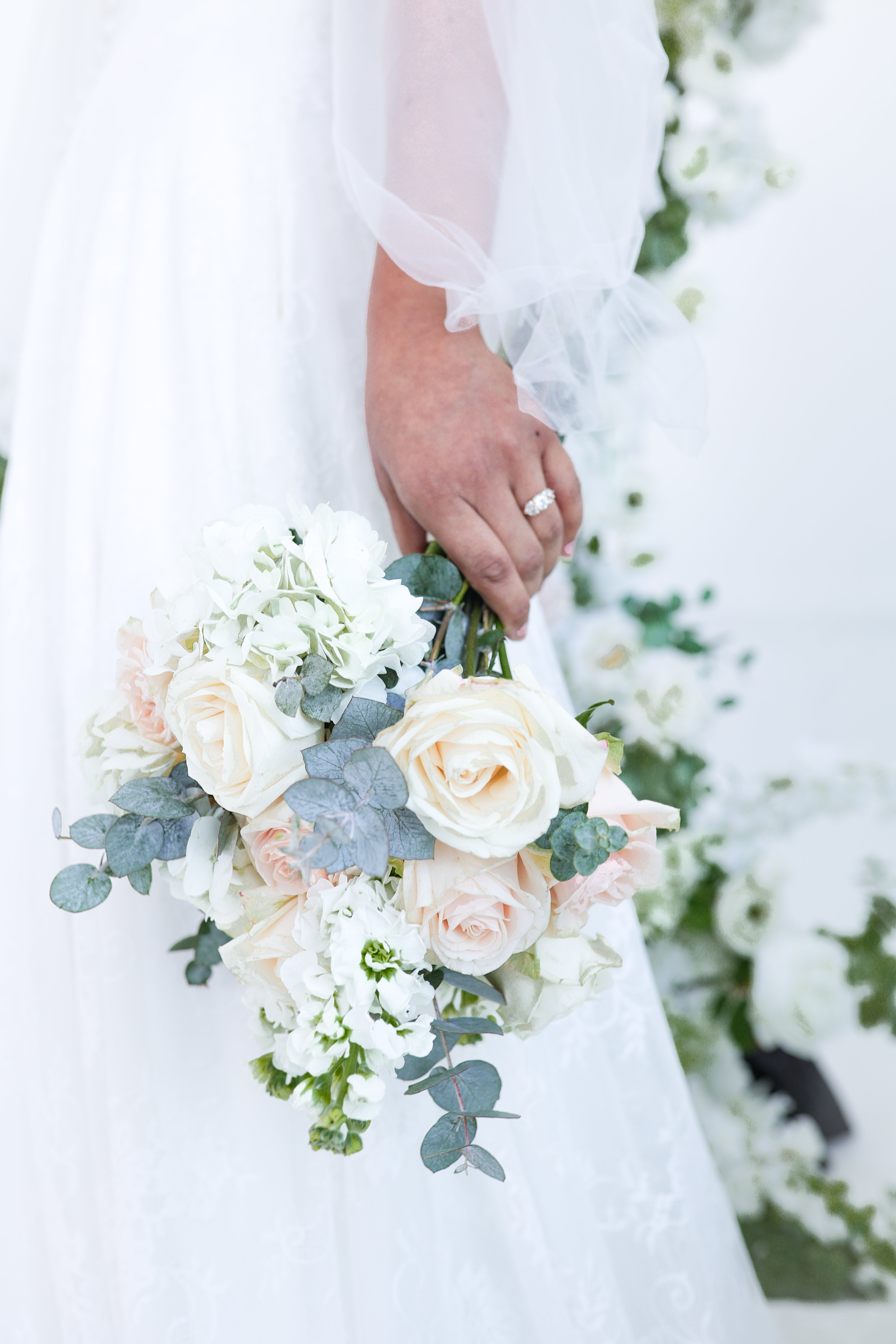 How to Pick Wedding Colors: A Guide to Finding Your Perfect Palette