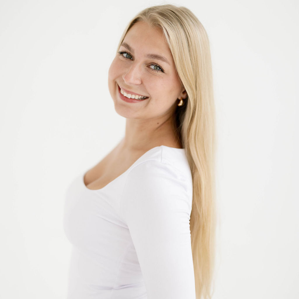 Portrait of Diana from the Blossom & Rhyme floral preservation studio