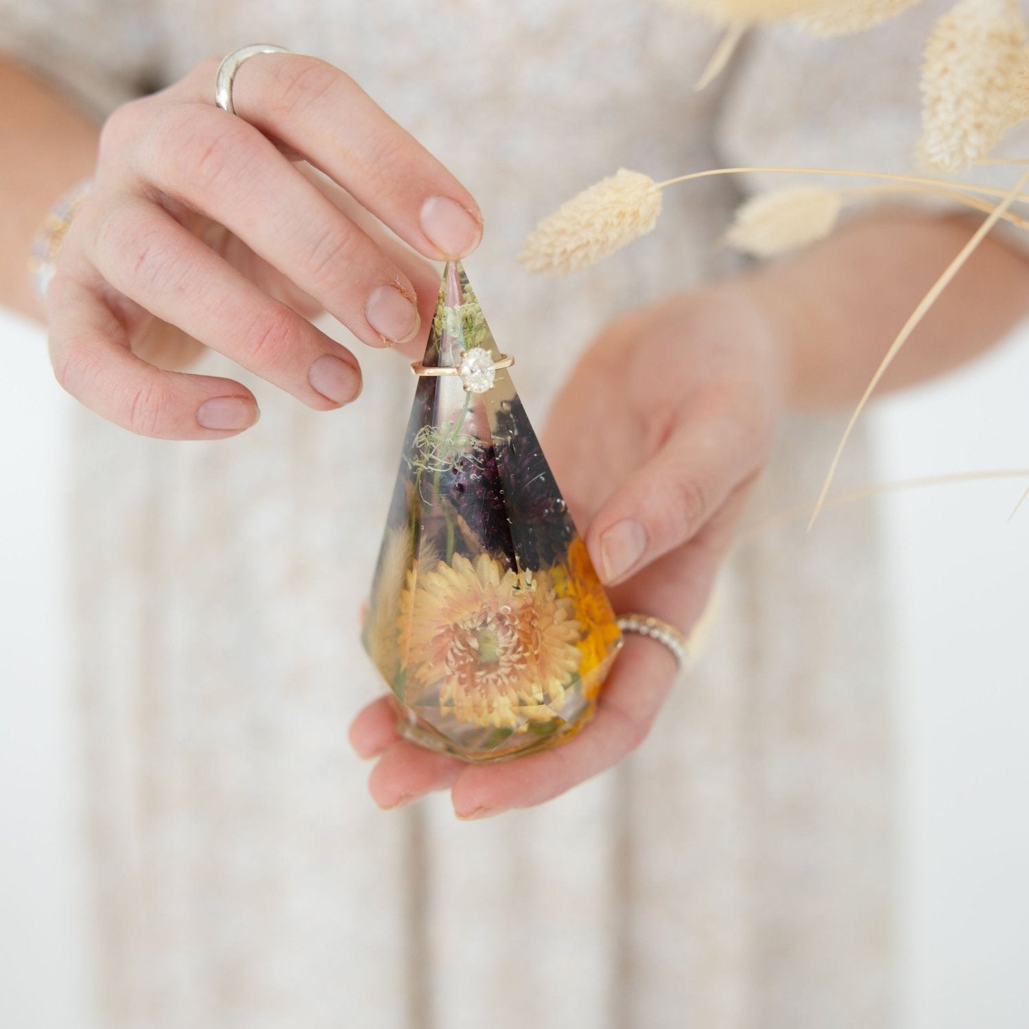 Custom Floral Ring Holder FREE for orders over $400 - blossomandrhyme