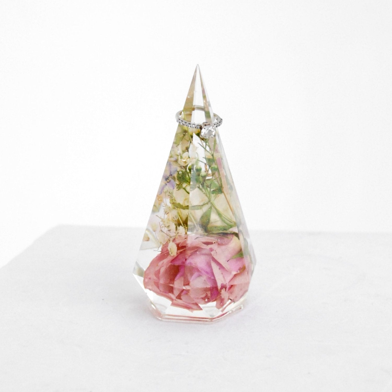 Custom Floral Ring Holder FREE for orders over $400 - blossomandrhyme