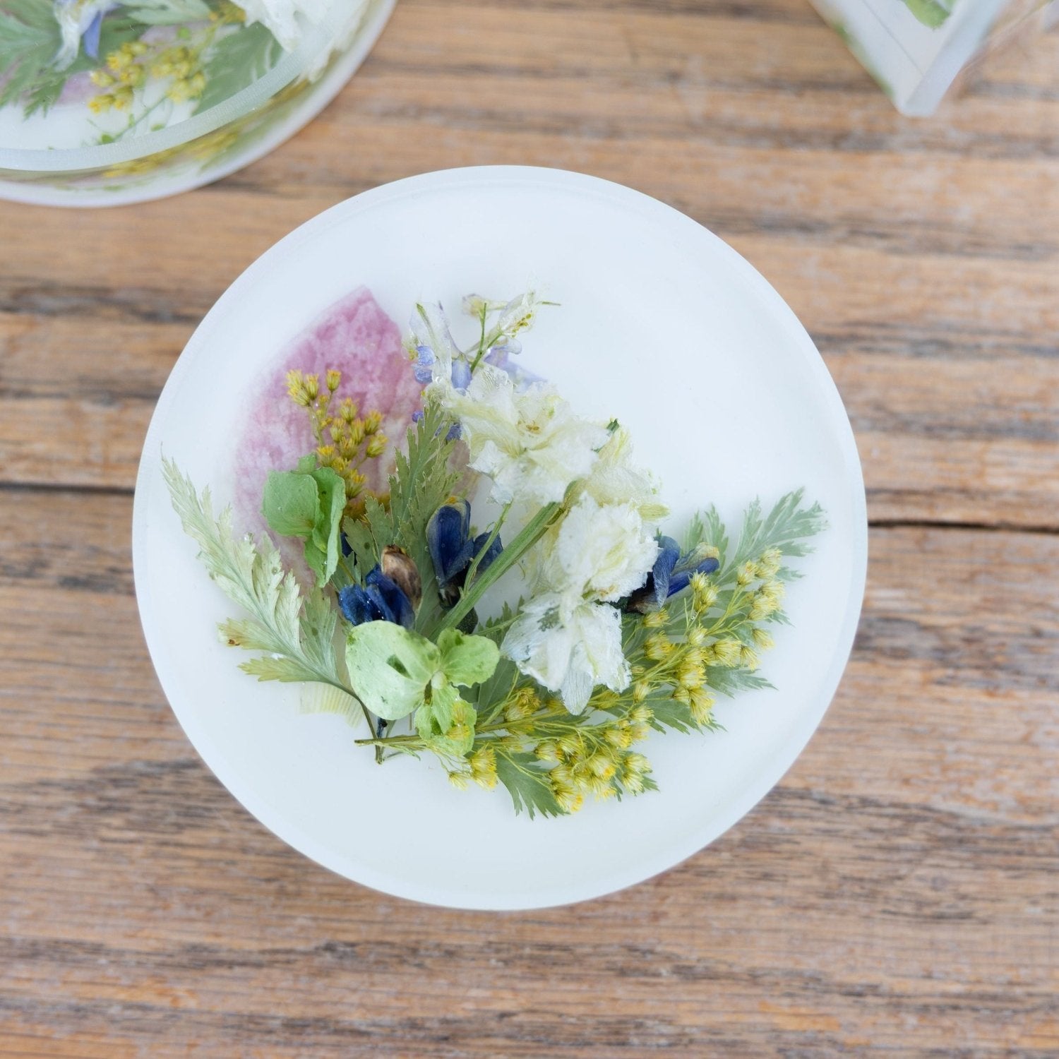 Custom Small Floral Round - blossomandrhyme