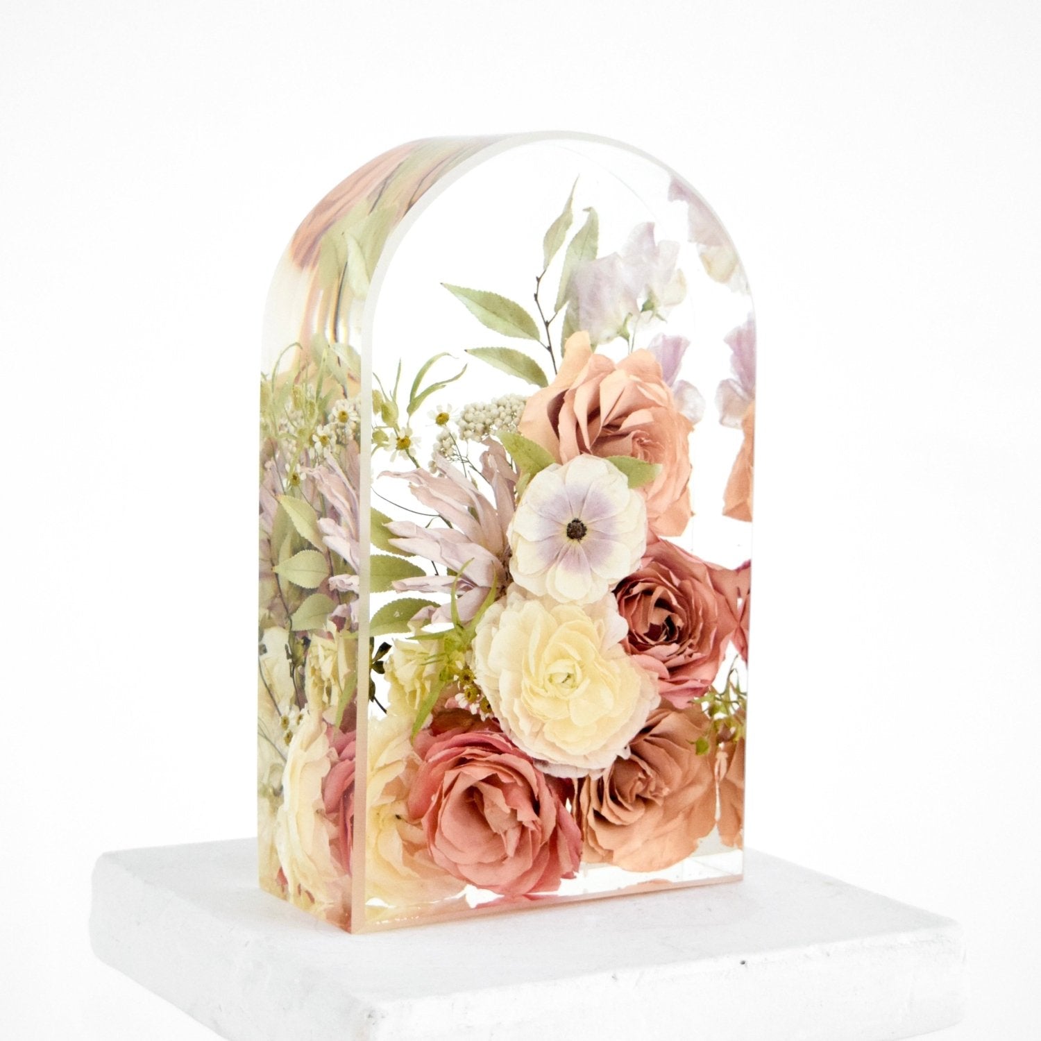 Large Resin Arch - blossomandrhyme